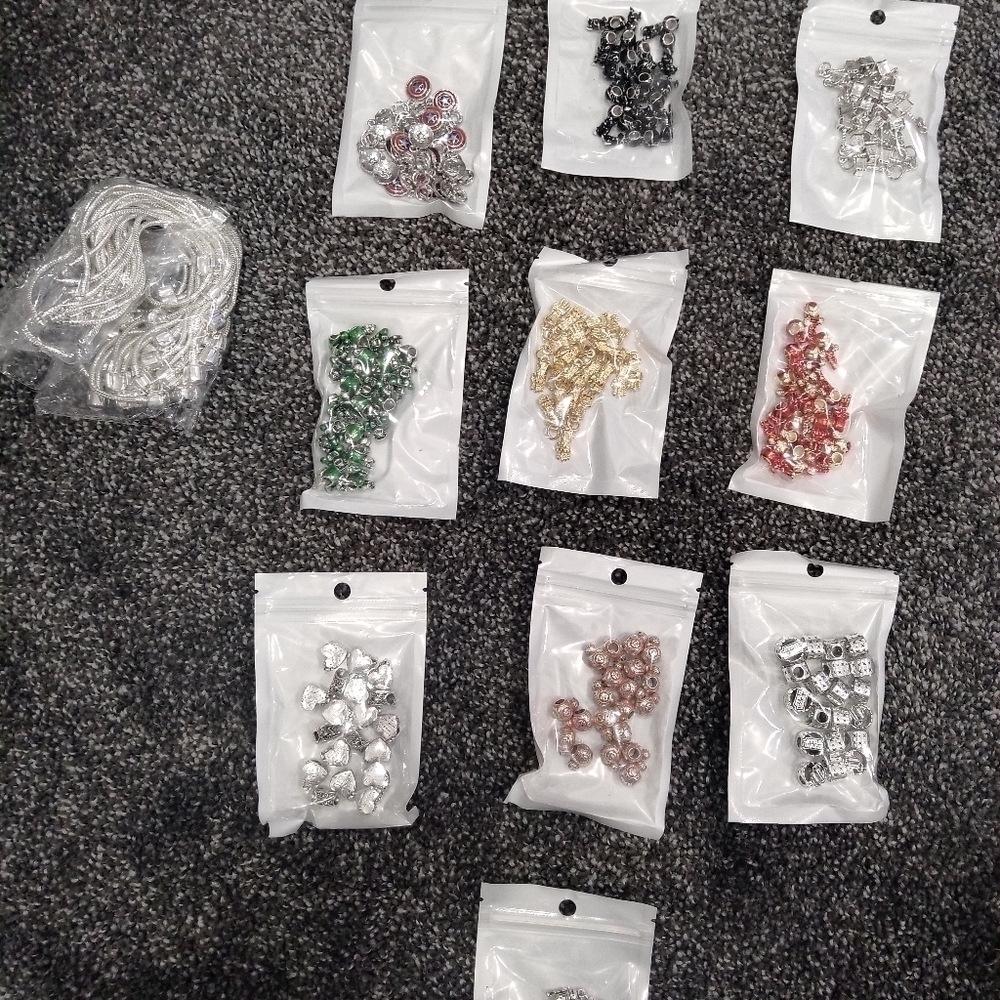 Marvel avengers charms - Picture 7 of 10